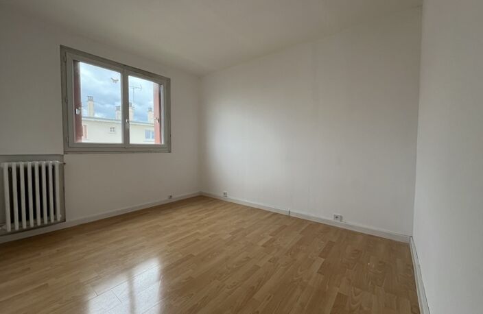 Vente appartement 3 pièces 54 m² Les Clayes-sous-Bois (78340) — photo 3