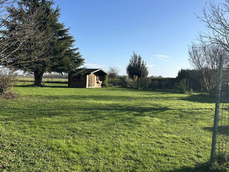 Vente Terrain à bâtir 600 m&sup2; — photo 1