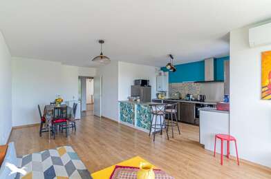 Appartement 3 pièces 254880 €