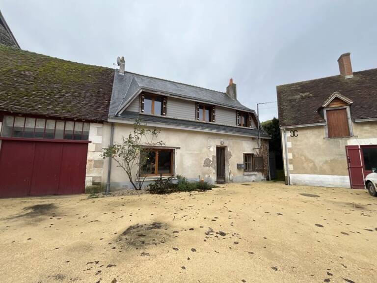 Maison en pierre de 3 pièces principales — photo 1