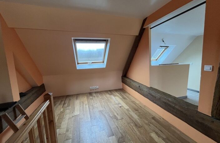Maison en pierre de 3 pièces principales — photo 4
