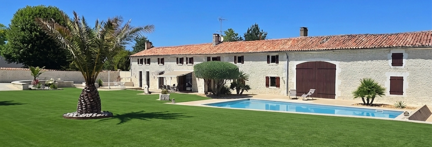 Maison 12 Pièces 382 m² à vendre à Genté (16130)
