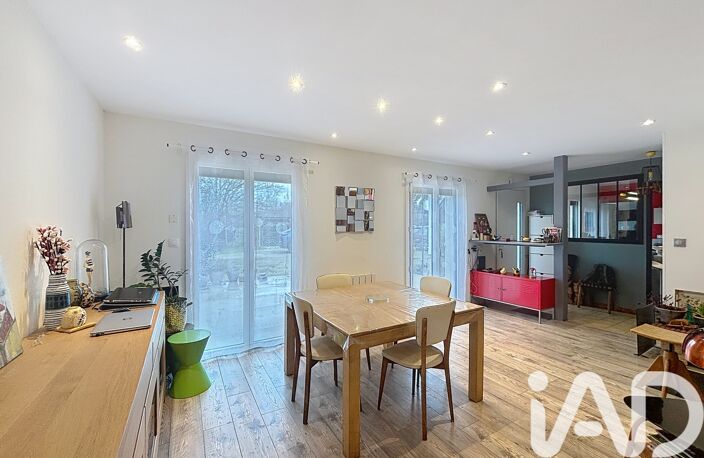 Vente Maison/villa 5 pièces — photo 2
