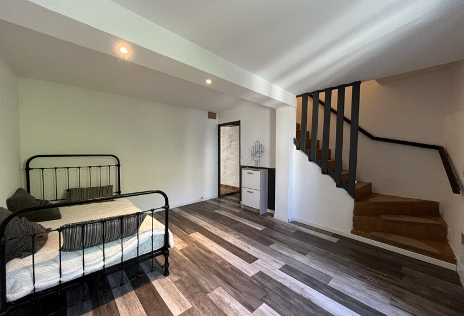 Maison de ville de 4 pièces principales — photo 1