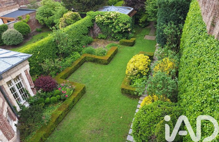 Vente Maison/villa 8 pièces — photo 2