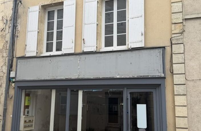 Vente immeuble   Blaye (33390) — photo 2