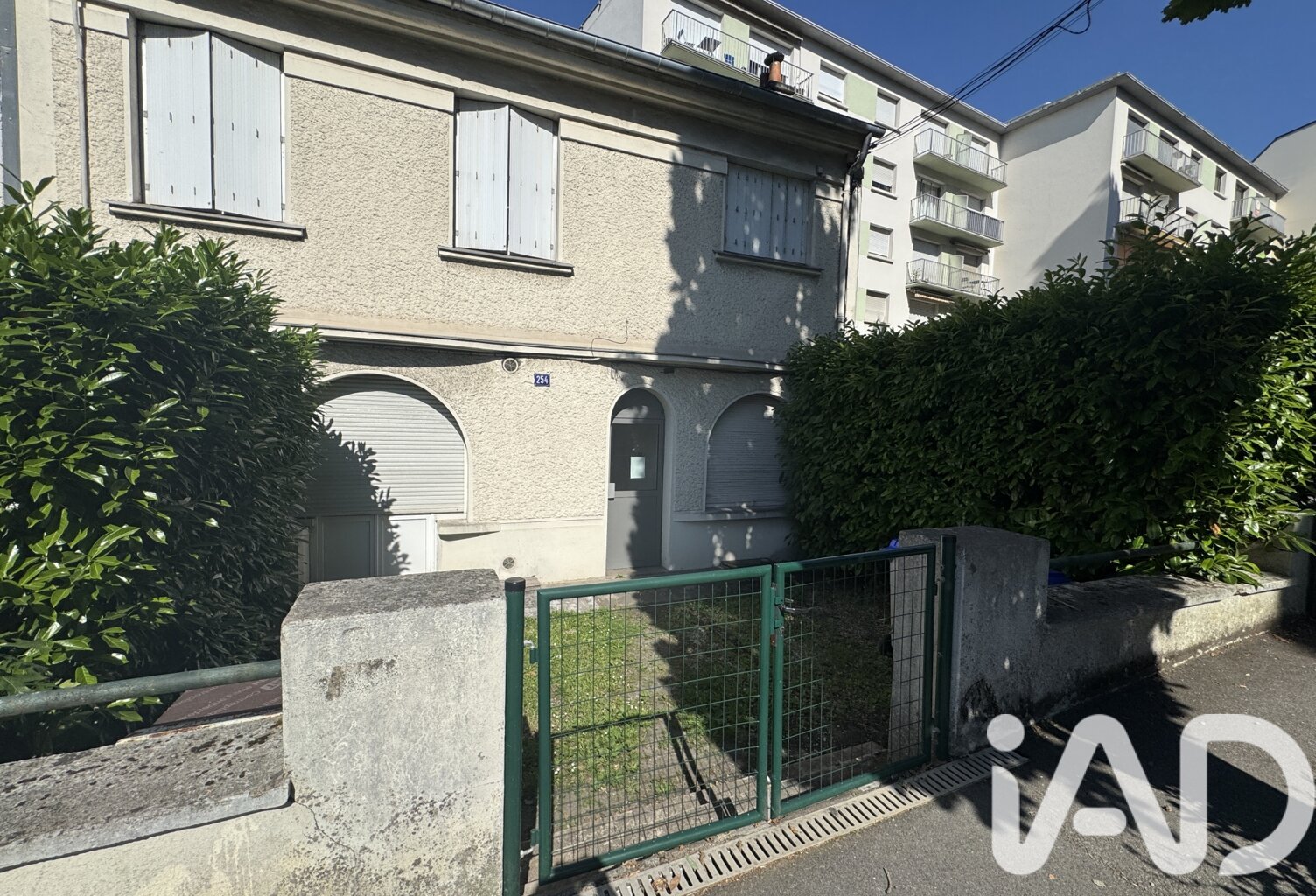 Vente Studio 1 pièce — photo 1