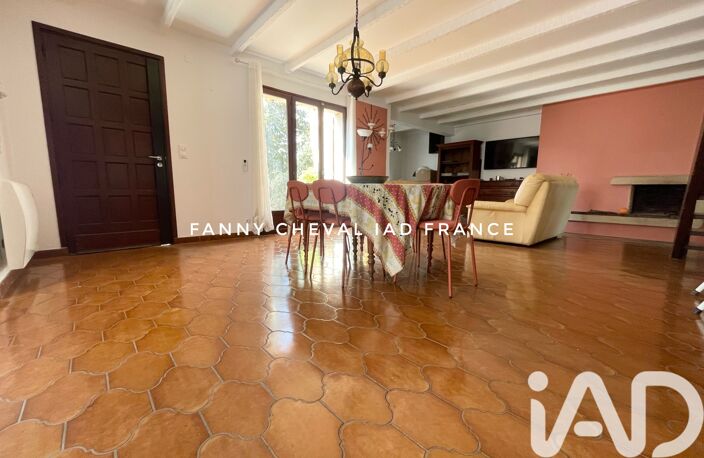 Vente Maison/villa 7 pièces — photo 2