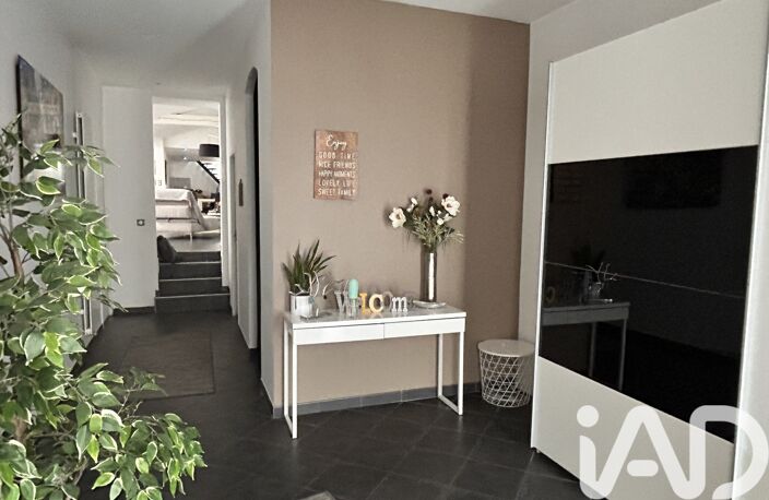 Vente Appartement 5 pièces — photo 2