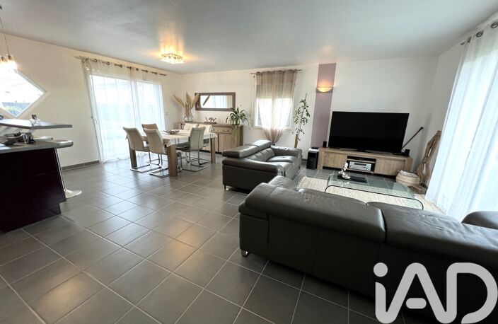 Vente Maison/villa 6 pièces — photo 2