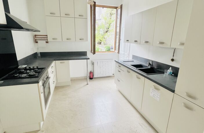 Vente Maison de ville 5 pièces — photo 4