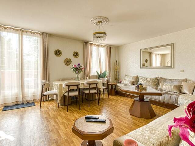 Appartement de 5 pièces principales — photo du bien