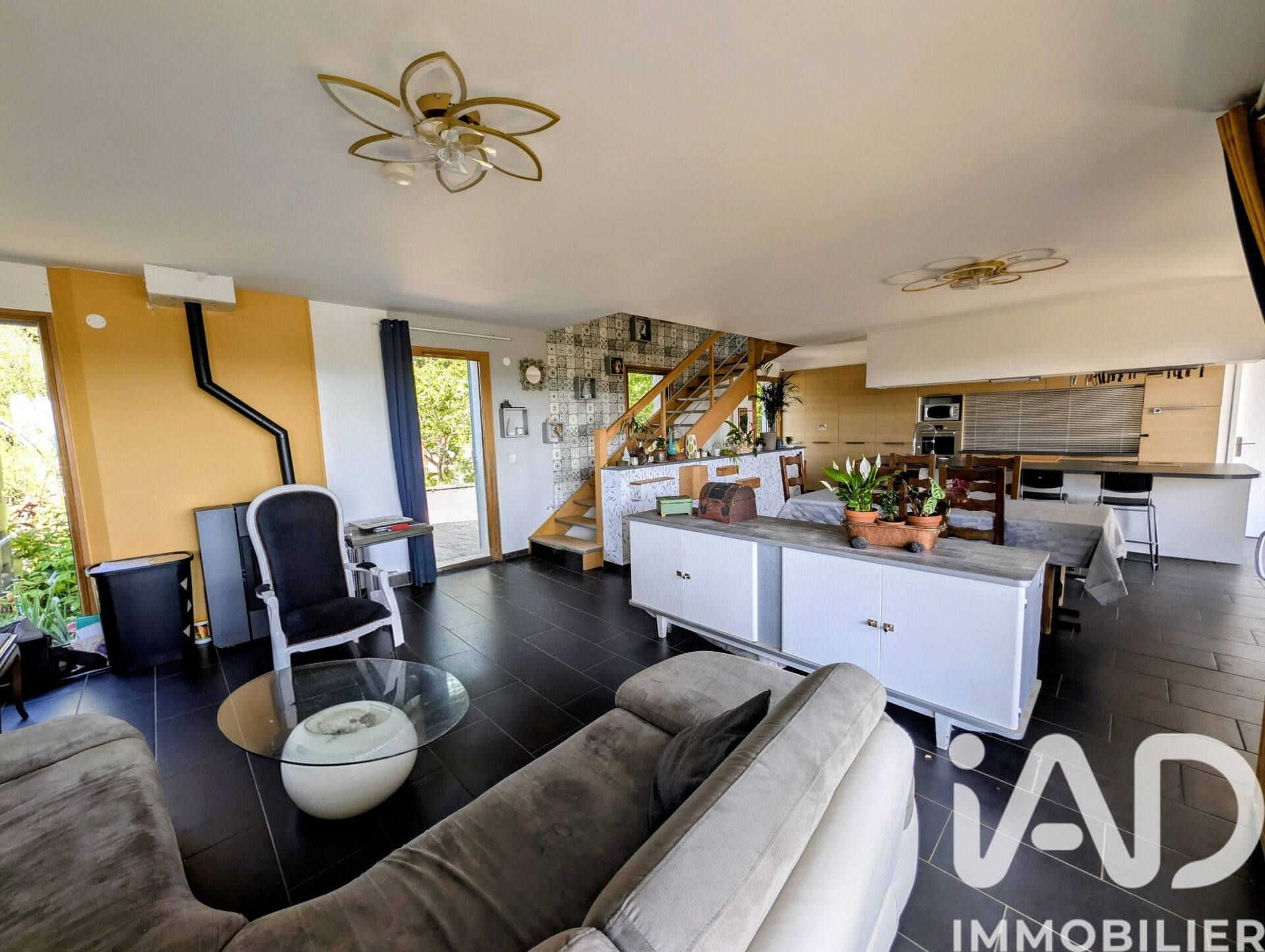 Vente Maison/villa 8 pièces - Photo 2