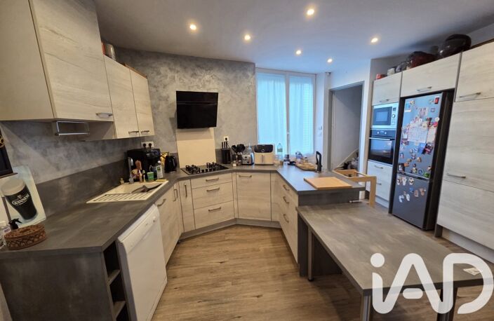 Vente Maison de village 5 pièces — photo 2