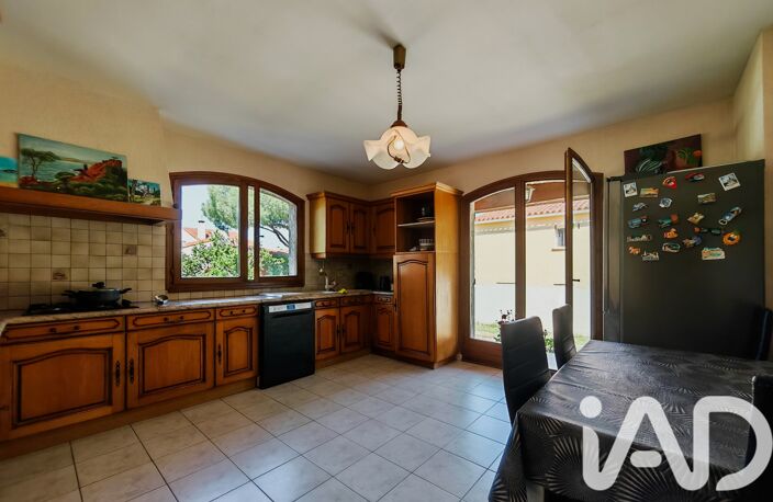 Vente Maison/villa 10 pièces — photo 3