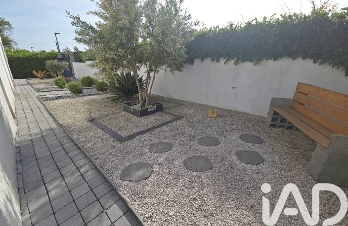 Vente Maison/villa 8 pièces — photo 2