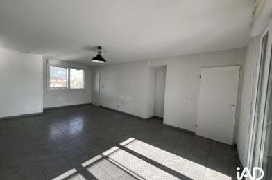 Appartement 3 pièces 772 €