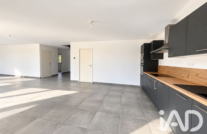 Vente Maison/villa 5 pièces — photo 3
