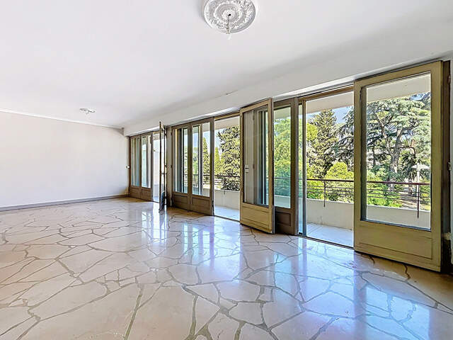 T5 TRAVERSANT DE 106 m² - TERRASSE - EMPLACEMENT D'EXCEPTION — photo du bien