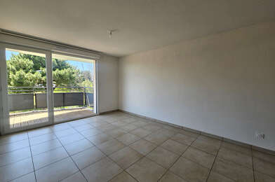 Appartement 3 pièces 707 €