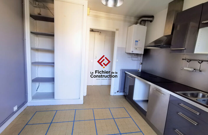 Grand T2 avec balcon secteur chorier — photo 5