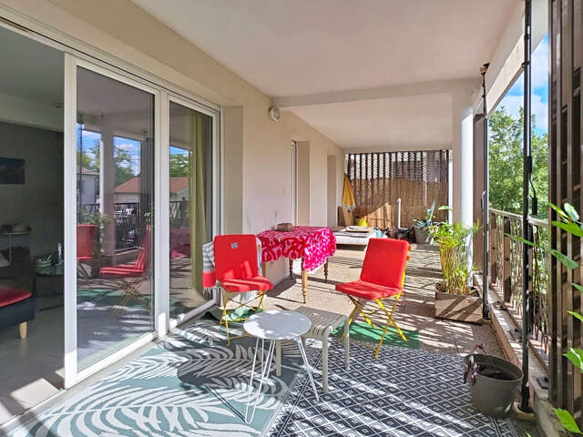 T3 de 87 m² avec terrasse à Villenave D'ornon — photo du bien