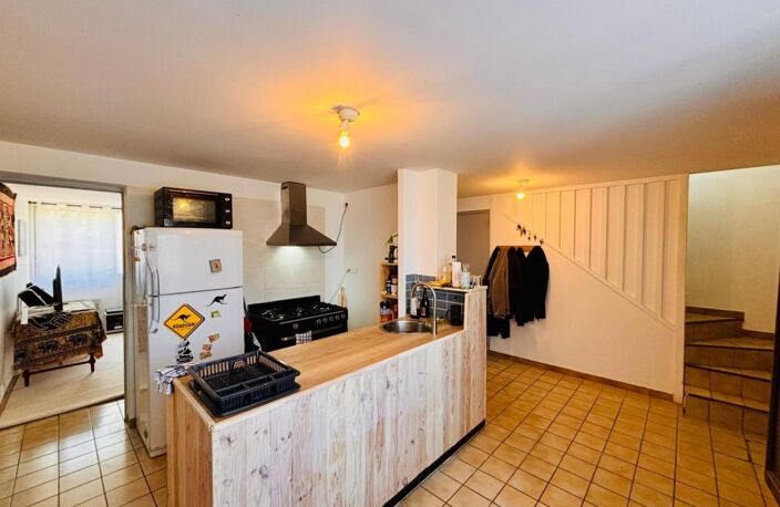 Grand appartement en duplex de 120 m² à Joyeuse — rez-de-chaussée, 3 chambres et DPE C — photo 5
