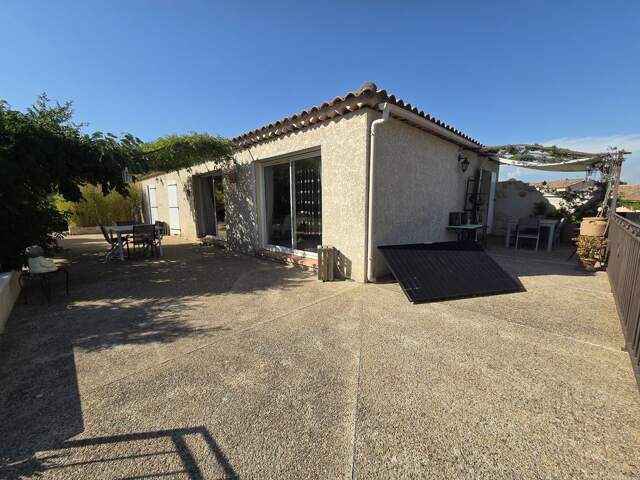 Superbe maison T6 de plain-pied de 140 m² sur plus de 3 500 — photo du bien