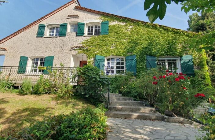 ANGOULEME, maison -villa, 4 chambres, parc arboré — photo 2