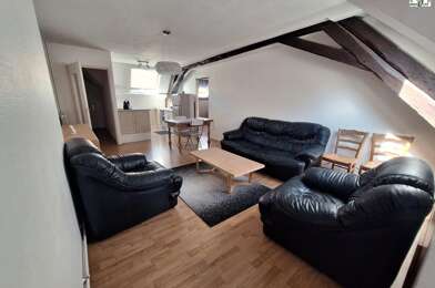 Appartement 3 pièces 780 €