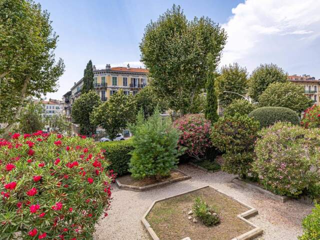 bas Cimiez, dans copropriété de renom, proche toutes commodités, coup de cœur assuré — photo du bien