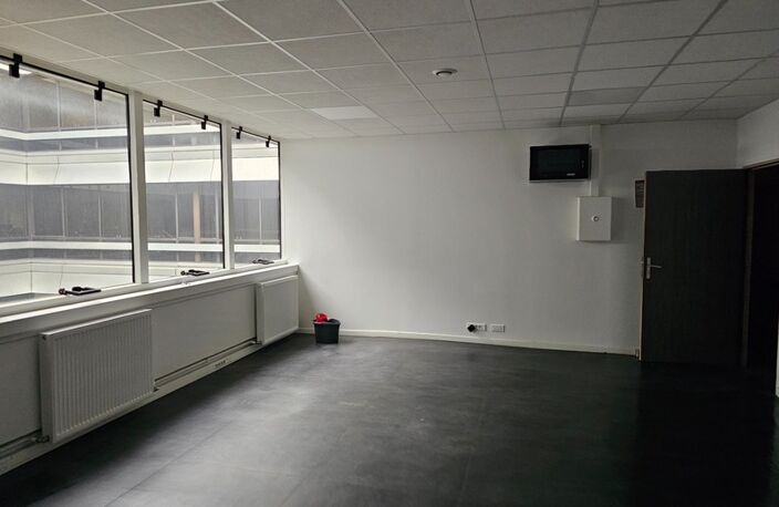 bureau de 70 m2 à vendre à vendre CERGY (95) — photo 3