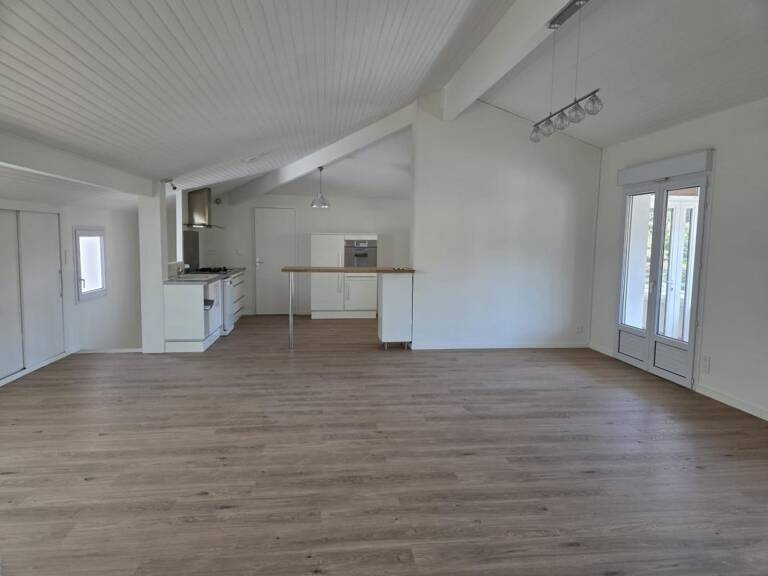 Appartement T5 avec terrasse et jardinet SAINT ORENS DE GAMEVILLE (31) — photo 1