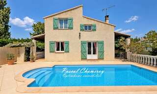 Maison 7 Pièces 165 m² à vendre à Eyguières (13430)