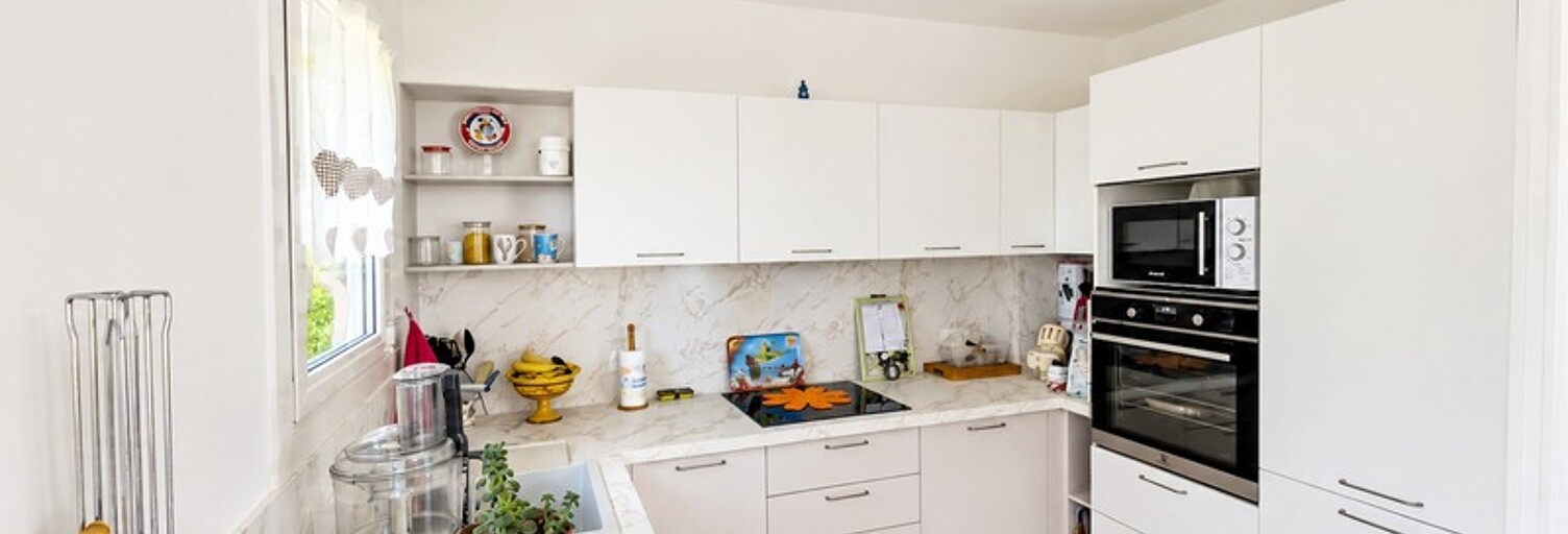 Maison 7 Pièces 165 m² à vendre à Eyguières (13430)