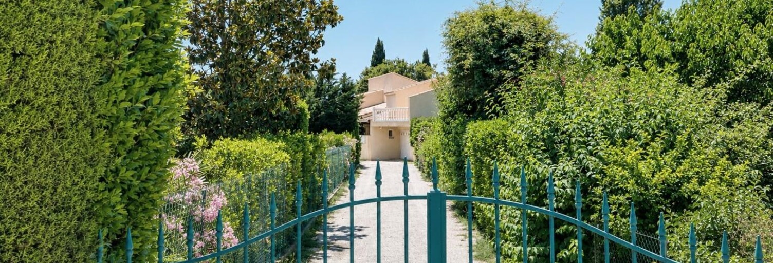 Maison 7 Pièces 165 m² à vendre à Eyguières (13430)