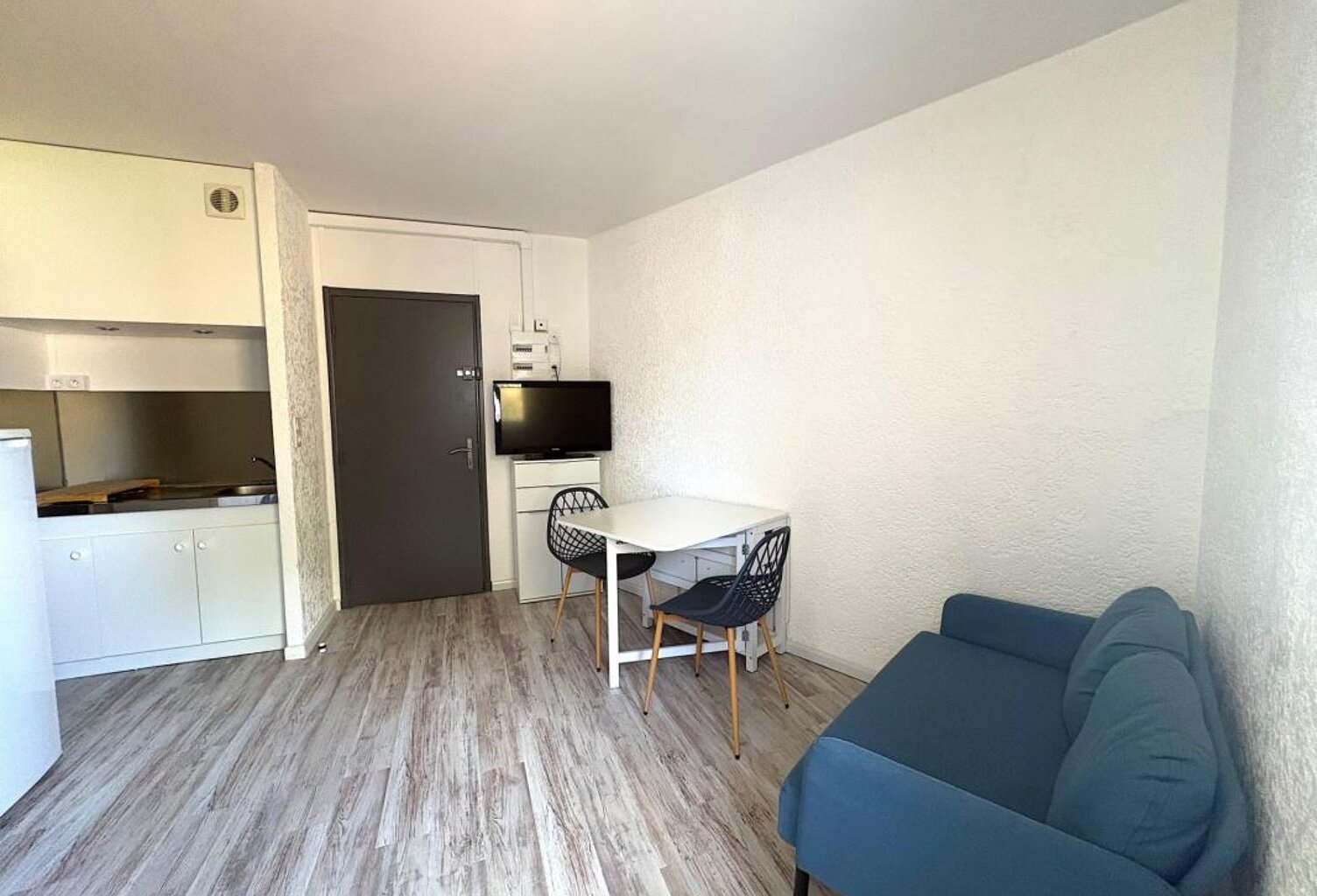 Appartement meublé à vendre 2 pièces AIRE SUR L'ADOUR (40) — photo 1