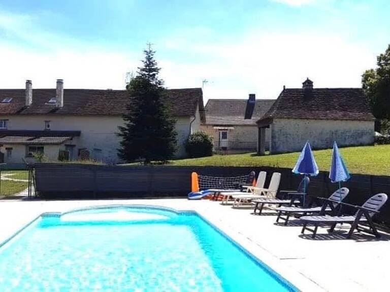 Propriete/Gites 6 hectares, Proche de THENON (24) — photo 1