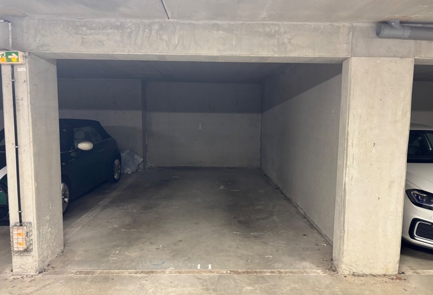 Place de parking PMR en sous-sol sécurisé – Thionville Centre — photo 1