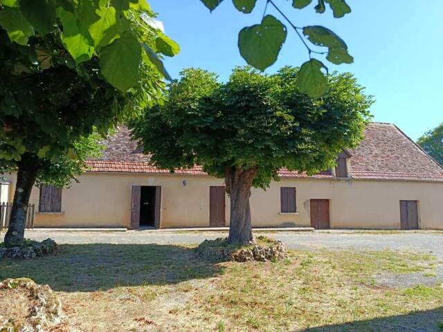 Longère en pierre à vendre 4 pièces LALINDE (24) — photo du bien