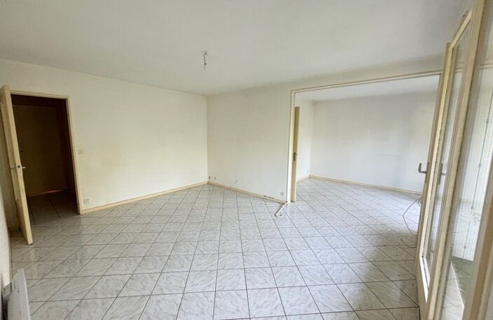Appartement à vendre 4 pièces LA FERTE SOUS JOUARRE (77) — photo 3