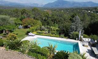 Maison 8 Pièces  m² à vendre à Valbonne (06560)