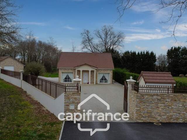 Dpt Saône et Loire (71), à vendre LOUHANS maison P4 — photo du bien