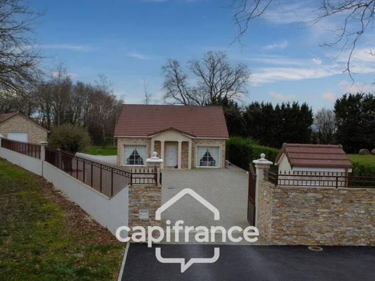 Dpt Saône et Loire (71), à vendre LOUHANS maison P4 — photo 1