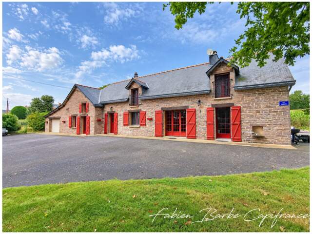 À vendre – Charmante longère en pierre avec dépendance à MERNEL (proche Guer & Brocéliande) — photo du bien