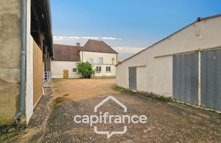A vendre Maison en pierre de 9 pièces 180 m² avec dépendances de 880 m² sur terrain de 3692 m² (71100) — photo 4