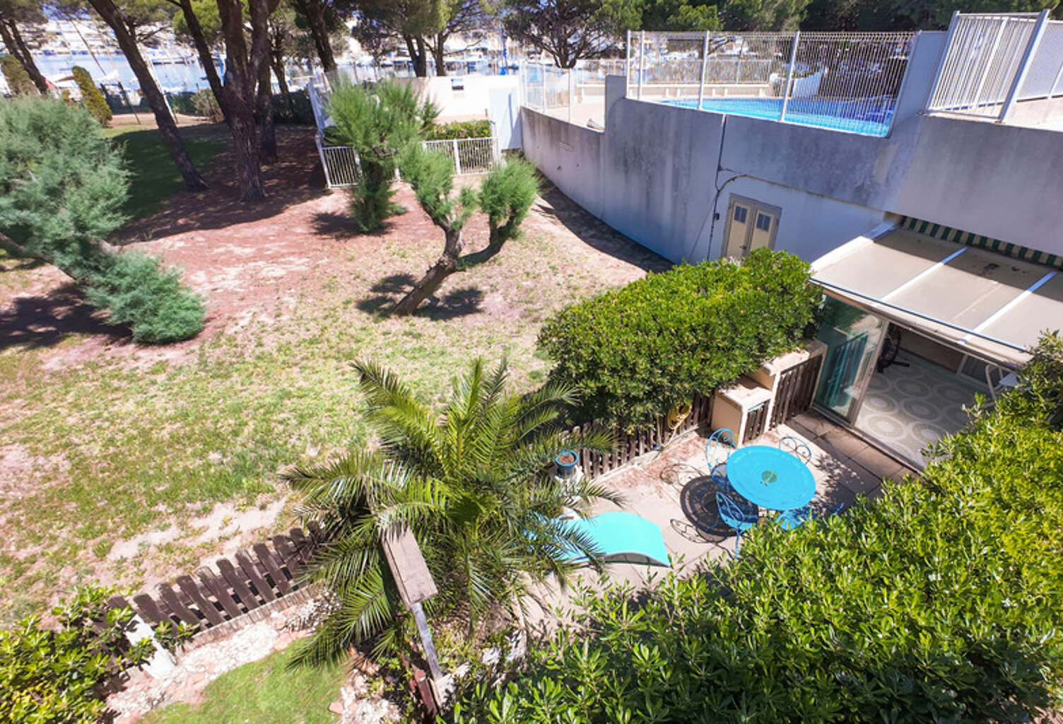 Appartement rez de jardin à Port Camargue - Résidence avec piscine — photo 1