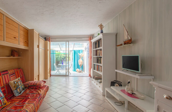 Appartement rez de jardin à Port Camargue - Résidence avec piscine — photo 5