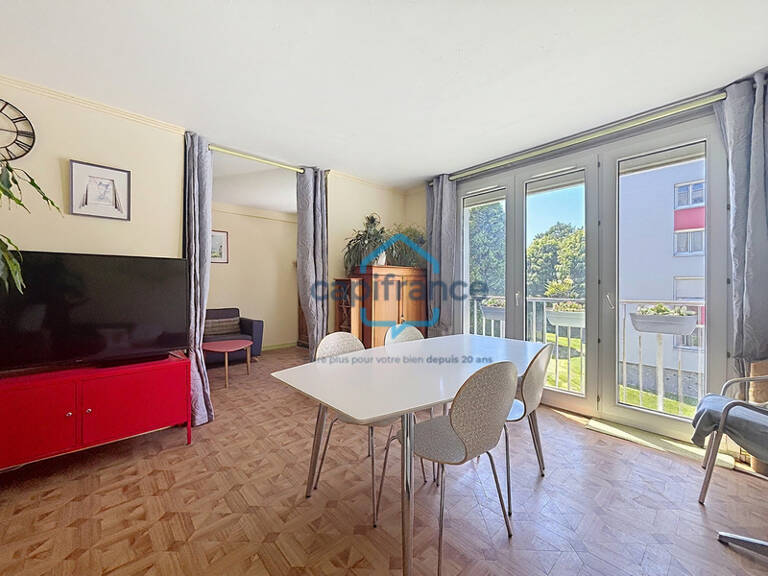 Appartement T4 lumineux avec cave, box/parking et grand stationnement extérieur — photo 1