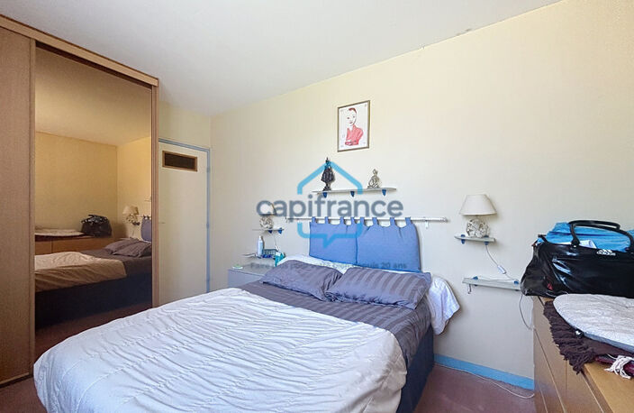 Appartement T4 lumineux avec cave, box/parking et grand stationnement extérieur — photo 5